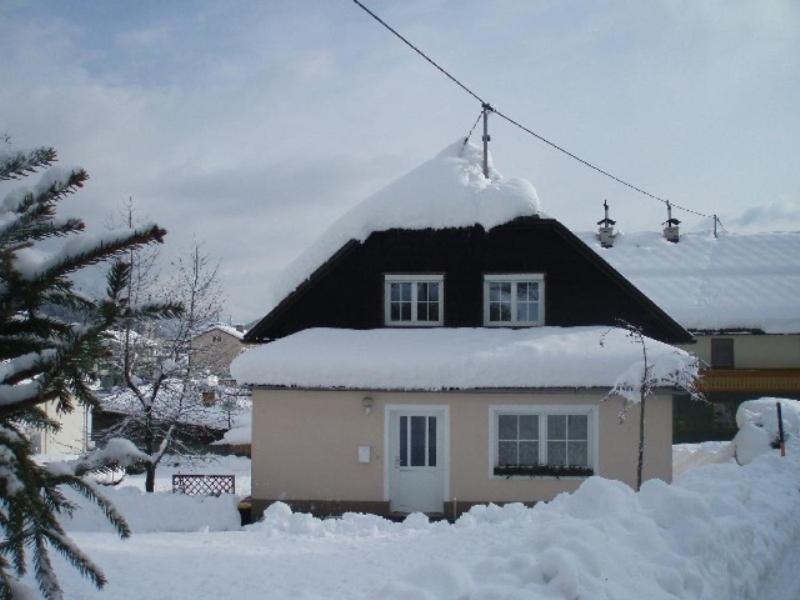 Haus Gohringer / Ferienwohnungen Hermagor-Pressegger See Exterior foto