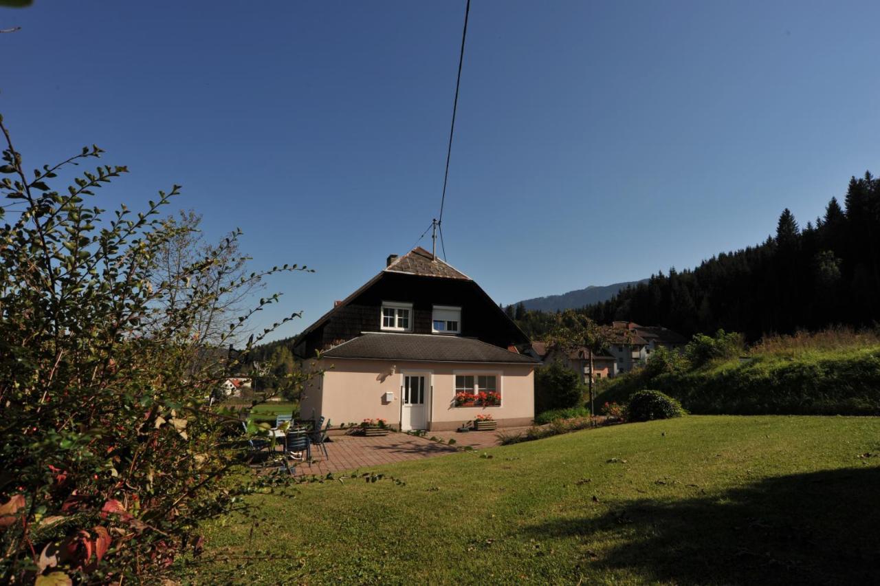 Haus Gohringer / Ferienwohnungen Hermagor-Pressegger See Exterior foto